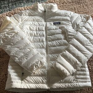 Patagonia Women's Cream Puffer Jacket